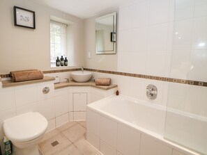 Cottage | Bathroom - Robin's Nest (Bakewell)