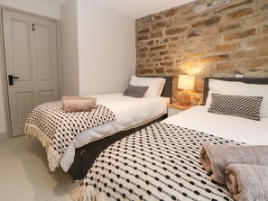 Chaumière | 2 chambres, décor unique, ameublement unique, accès au Wi-Fi (inclus)