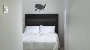 2 bedrooms, in-room safe, iron/ironing board, free WiFi