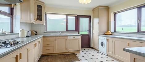 Dishwasher, highchair