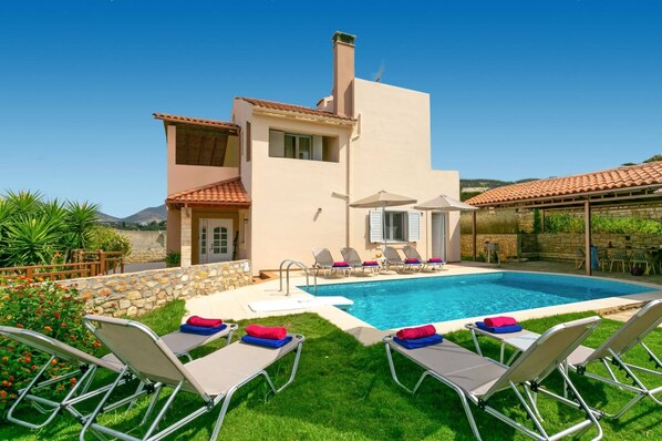 Pool - Villa Korini by Villa Plus (Achlades)