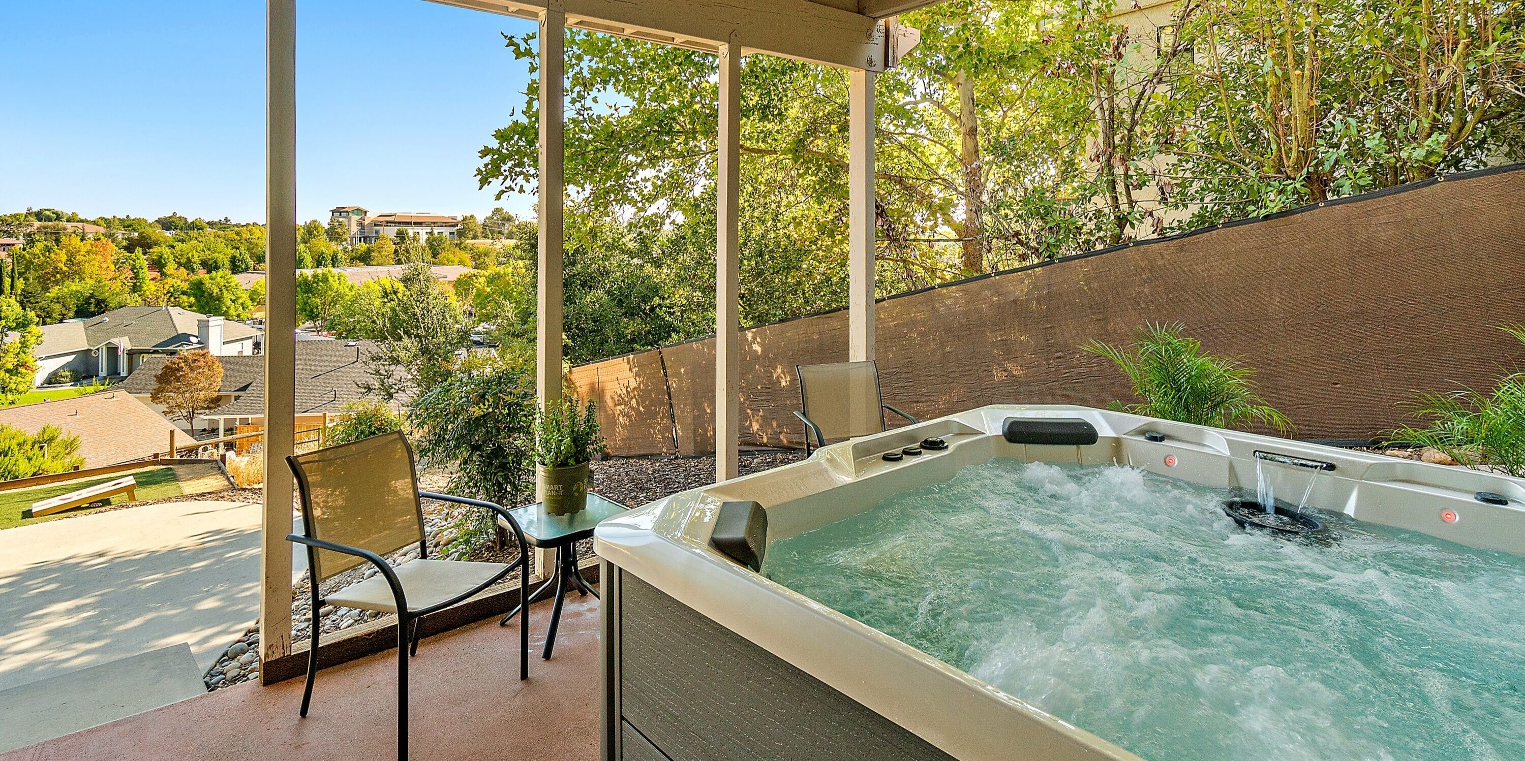 Bain à remous extérieur