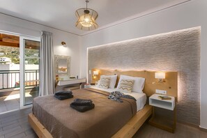 4 bedrooms, WiFi, bed sheets