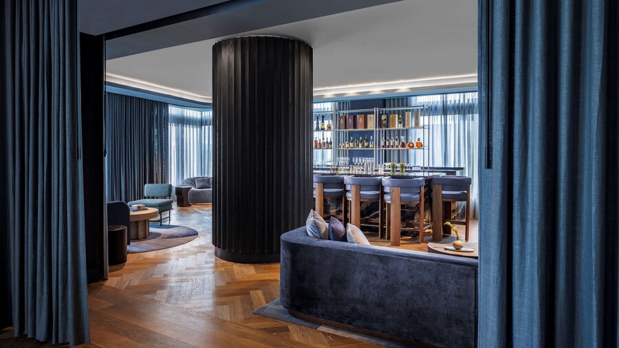 The Morrow Washington Dc, Curio Collection By Hilton