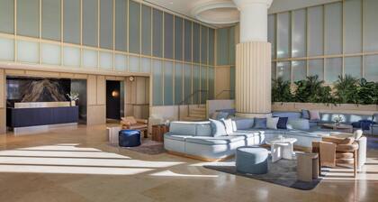 The Morrow Washington Dc, Curio Collection By Hilton