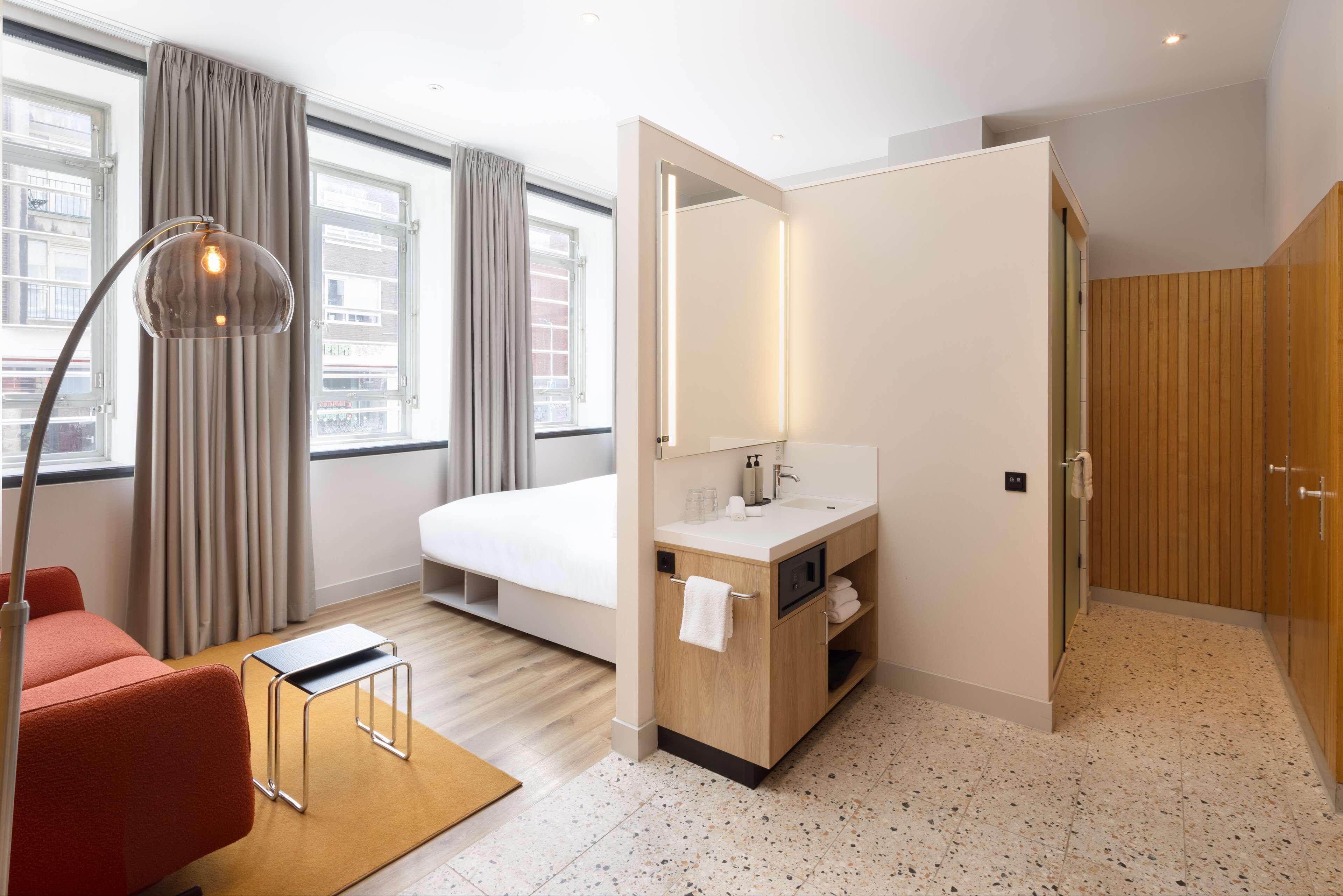 Room, 1 King Bed with Sofa bed | Premium bedding, minibar, in-room safe, laptop workspace