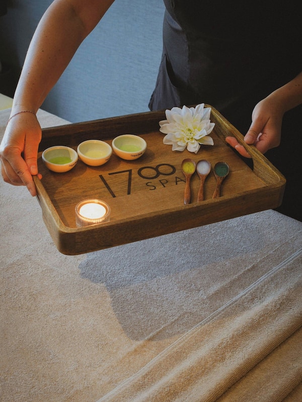Sauna, steam room, body treatments, aromatherapy, deep-tissue massages