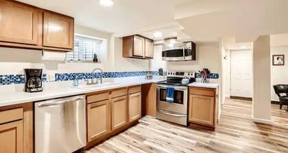 Sloans Lake Getaway Near Broncos & Downtown Denver