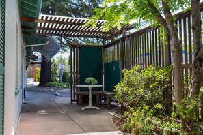 Room, 1 Queen Bed, Kitchenette, Garden View (The Bonnie Inn Unit 6) | View from room - The Bonnie Inn Unit 6 (San Andreas)