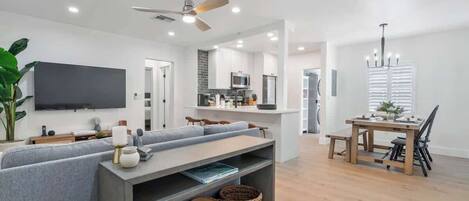 Televisión, oficina