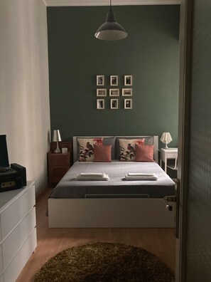 2 室のベッドルーム、WiFi