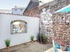 Terrace/patio - 2 bedroom accommodation in Dawlish (Dawlish)