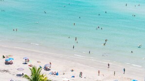2 outdoor pools, cabanas (surcharge) - Mesmerizing Ocean Views in Beachside Residence (Hollywood)