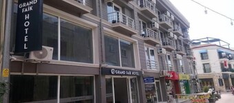 Grand Faik Hotel Çeşme