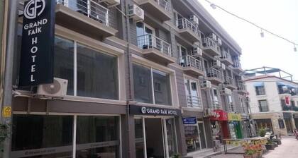 Grand Faik Hotel Çeşme