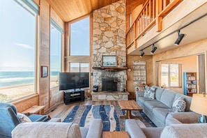 Casa, várias camas (RidgeTop) | Área de estar