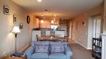 Condo, Multiple Beds (Riverview Retreat) | Living room