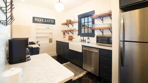 House, Multiple Beds (Oasis By the Sea) | Private kitchen - Oasis By the Sea (Seaside)