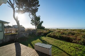 House, Multiple Beds (Rockaway Beachhouse) | Property grounds - Rockaway Beachhouse (Rockaway Beach)