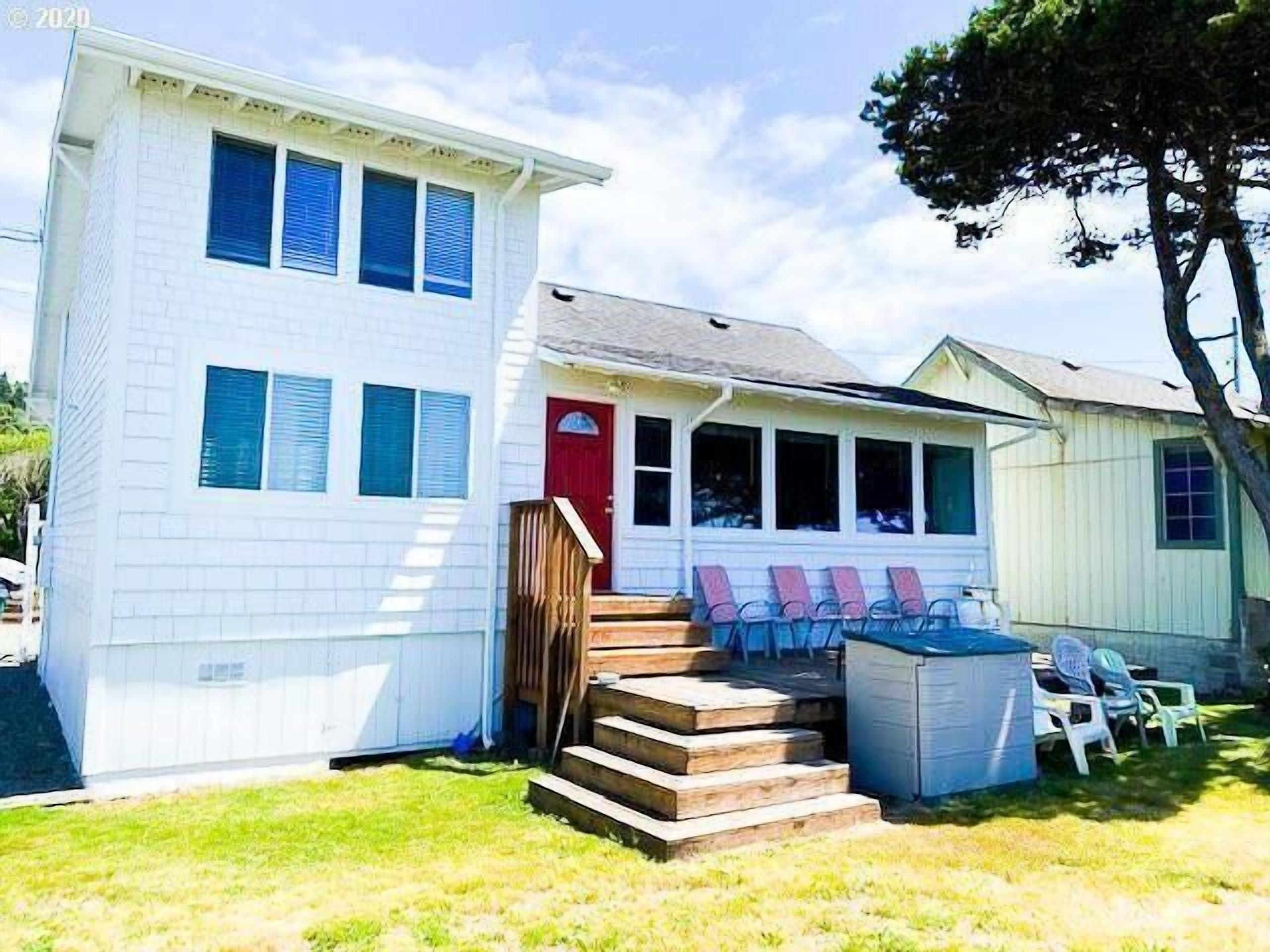 House, Multiple Beds (Rockaway Beachhouse) | Exterior