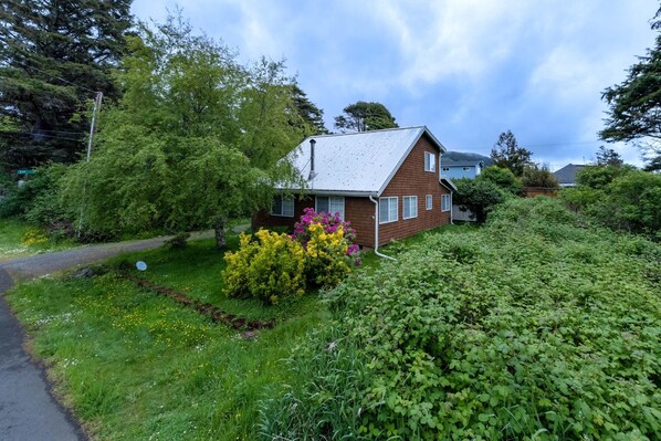 House, Multiple Beds (Rockaway Family Tides) | Exterior