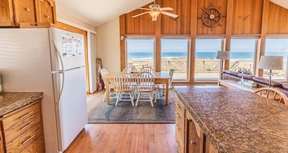 Beachfront, Dogs OK, Steps to Sand, Large Wraparound Deck with Amazing Views
