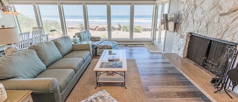 Smart TV, fireplace, DVD player, books