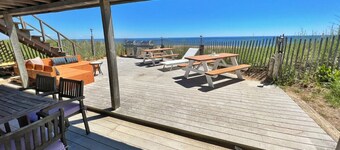After Dune Delight: Beachfront & Access! Condo