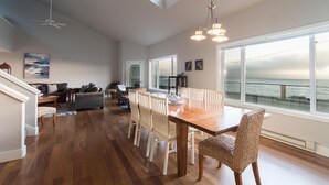 Condo, várias camas (SeaQuell) | Opções para refeição