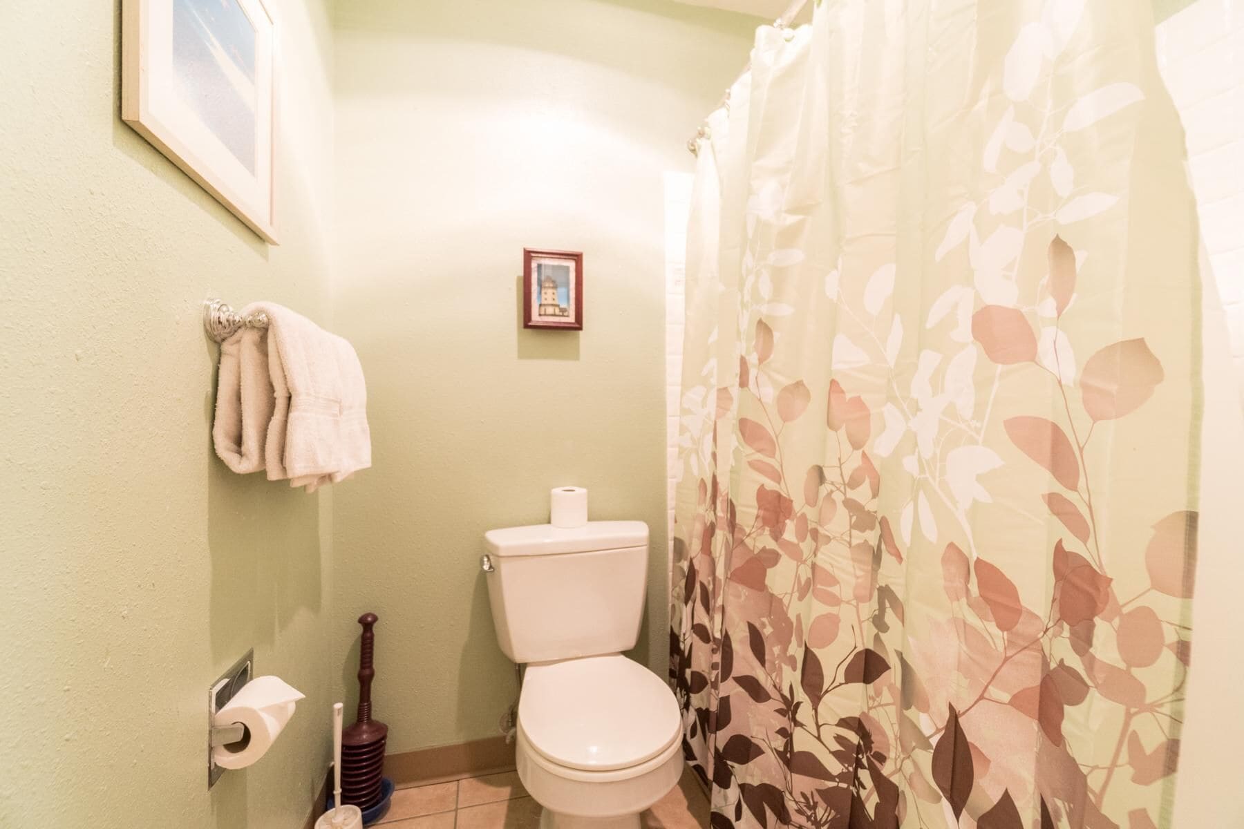 Condo, 2 Queen Beds (Sea Gypsy #318) | Bathroom