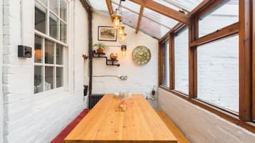 Superior House, Private Bathroom | Restaurant