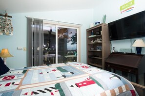 House, Multiple Beds (Sea Daze) | 1 bedroom, internet - Sea Daze (Lincoln City)