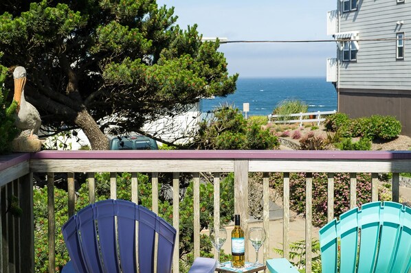 House, Multiple Beds (Sea Daze) | Balcony - Sea Daze (Lincoln City)
