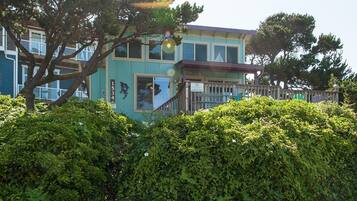 House, Multiple Beds (Sea Daze) | Exterior