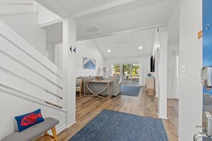 Interior - "Blue Birdie" Arcade, Golf Cart, Fully Renovated! All New for 2024! (Miramar Beach)