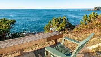 House, 1 Queen Bed with Sofa bed (Serendipity) | Balcony