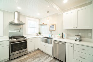 Maison, Plusieurs lits (The Duffy House) | Cuisine privée