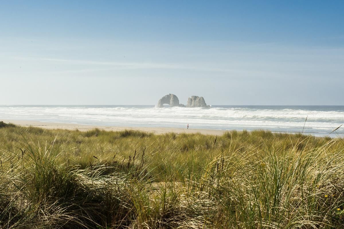 House, 2 Queen Beds (The Hamptons) | Beach | On the beach