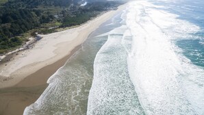 Ferienhaus, Mehrere Betten (The Strand at Twin Rocks) | Strand