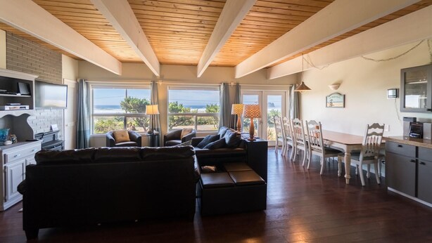 Ferienhaus, Mehrere Betten (The Strand at Twin Rocks) | Wohnzimmer