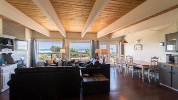 獨棟房屋, 多張床 (The Strand at Twin Rocks) | 客廳