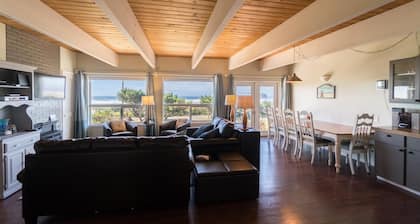 The Strand at Twin Rocks