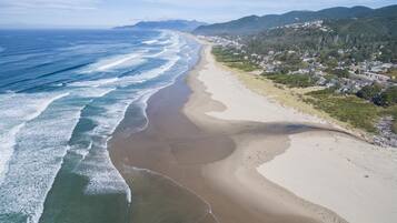 獨棟房屋, 多張床 (The Strand at Twin Rocks) | 海灘 | 位於海灘上