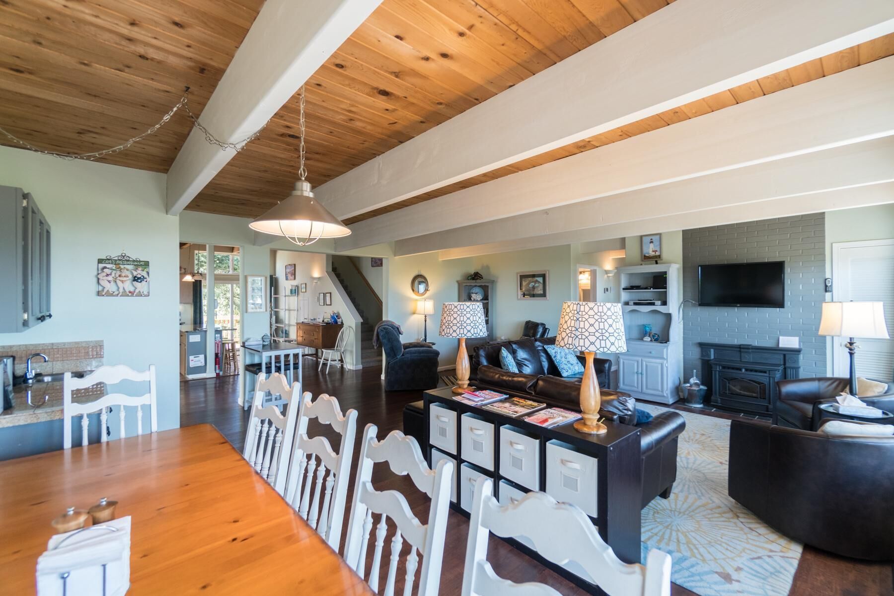 House, Multiple Beds (The Strand at Twin Rocks) | Living room