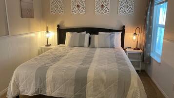 Kondominium, 1 Tempat Tidur King dengan tempat tidur Sofa (Waters Edge 103) | 1 kamar tidur dan akses internet