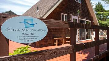 House, 1 Katil Ratu (Queen) (Silver Star) | Bahagian luar