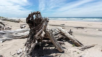 House, 1 Katil Ratu (Queen) (Silver Star) | Pantai