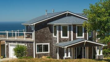 House, Multiple Beds (The Lighthouse) | Exterior