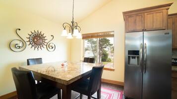 Townhome, Multiple Beds (The White Turtle) | Private kitchen