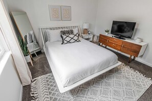 House, Multiple Beds (Cozy Cove Cottage)